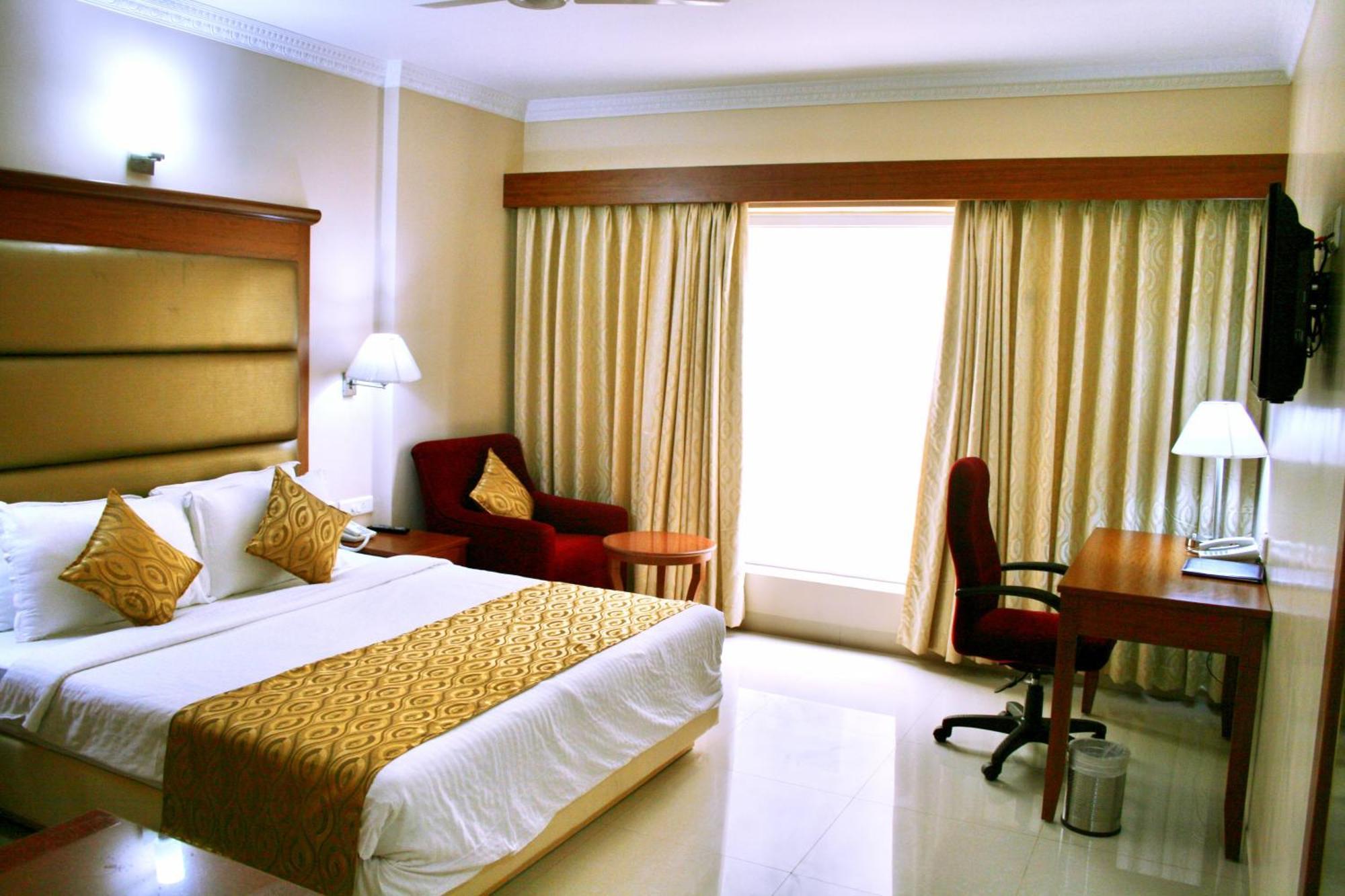 Raj Park- Hill View Hotel Tirupati Kültér fotó