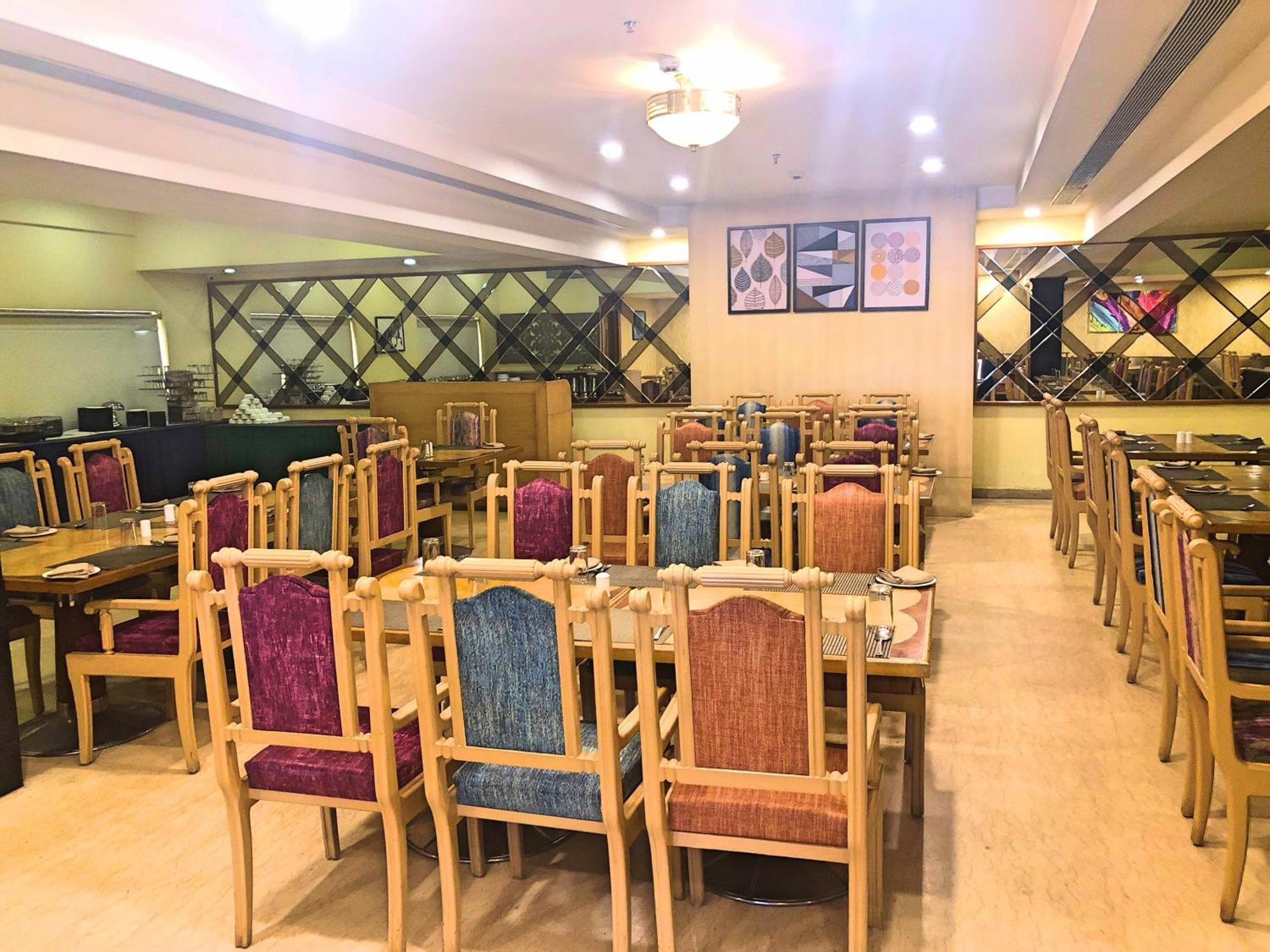 Raj Park- Hill View Hotel Tirupati Kültér fotó